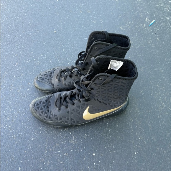 nike ko boxing shoe stores